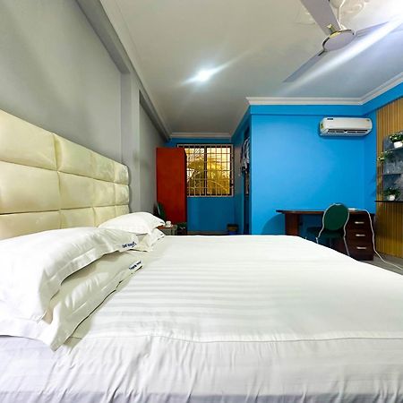 Triple Hill Hotel Weija Exterior photo